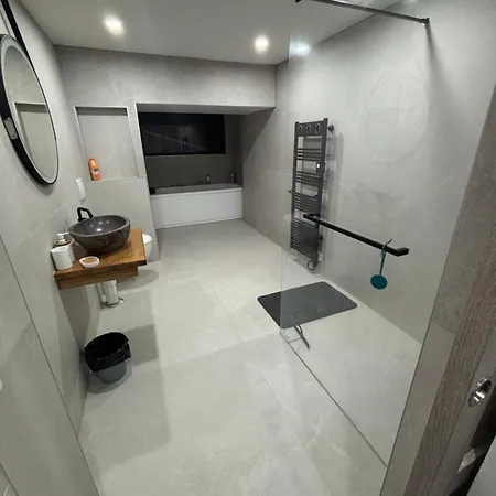 Charmante Petite Maison *